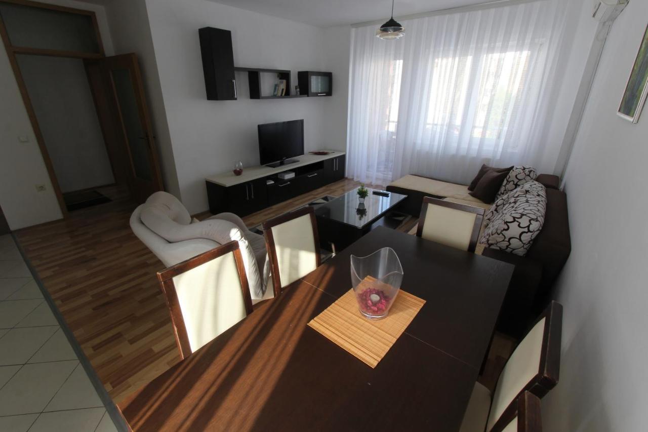 Kasumi Apartment Πρίστινα Εξωτερικό φωτογραφία