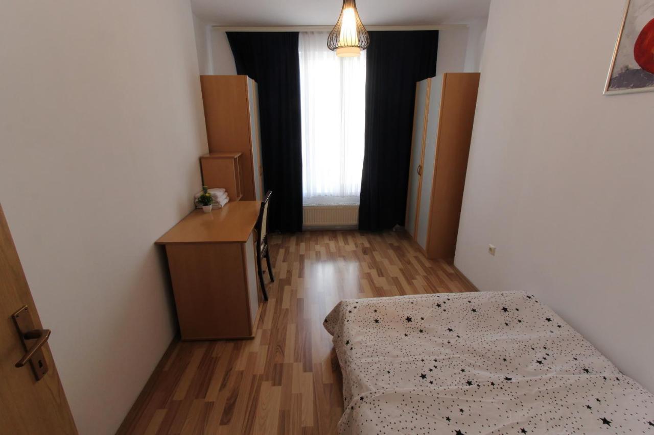 Kasumi Apartment Πρίστινα Εξωτερικό φωτογραφία