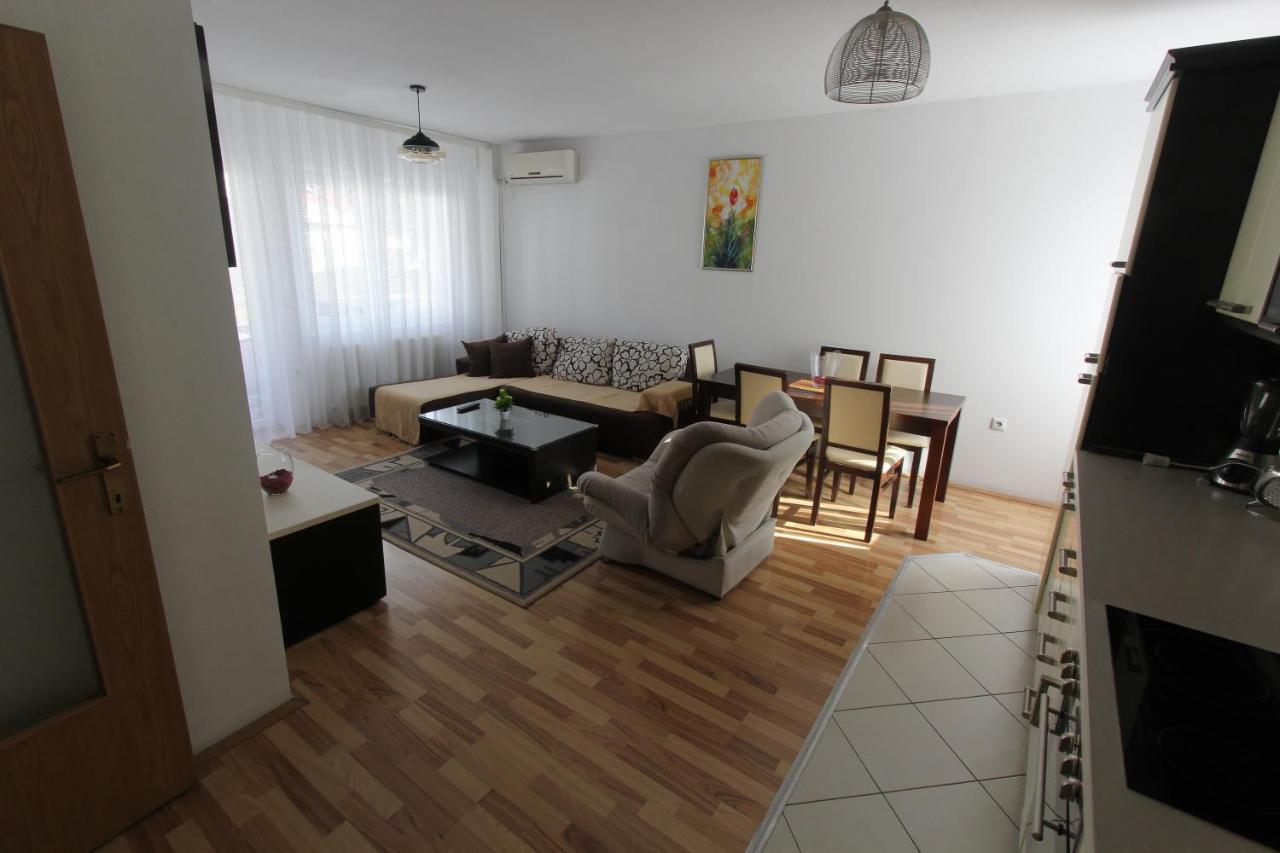 Kasumi Apartment Πρίστινα Εξωτερικό φωτογραφία